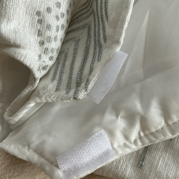 Tree Skirt - Picture 6 of 6